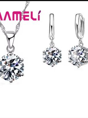 925 Sterling Silver Cubic Zirconia Necklace and Earrings Set - White